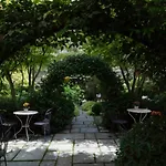 Regent's Garden - Astotel מלון 4*