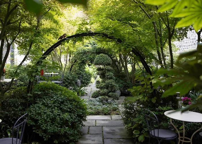 Hotel Regent's Garden - Astotel Paris
